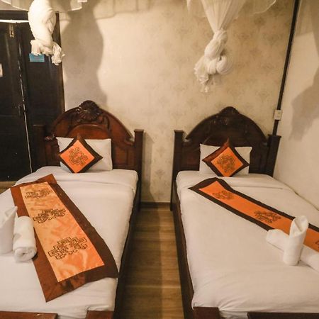 Ananta Hotel Luangprabang エクステリア 写真