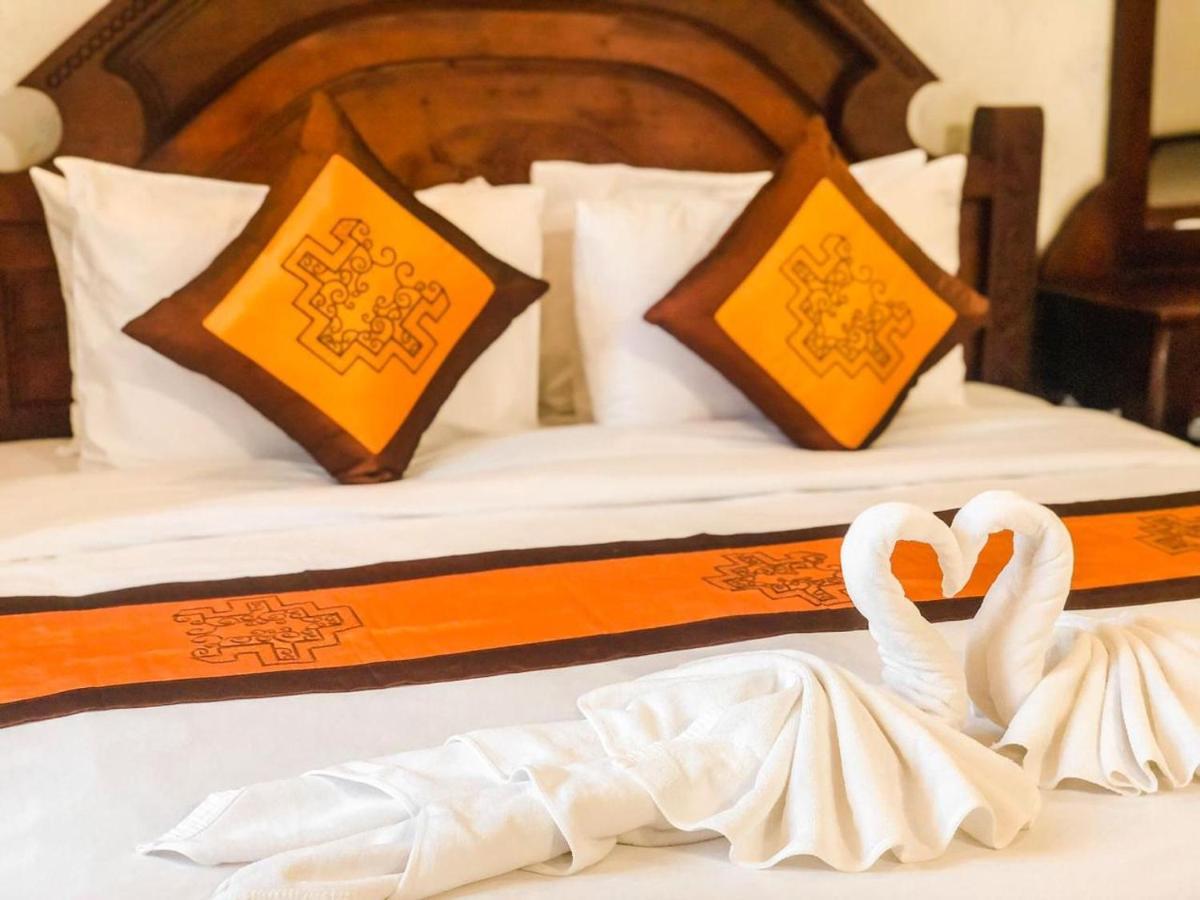 Ananta Hotel Luangprabang エクステリア 写真